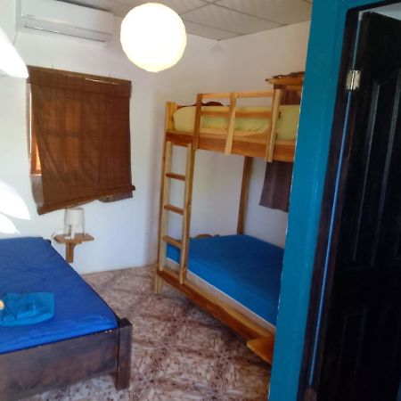 Hostal Y Restaurante Los Tecales La Coca 外观 照片