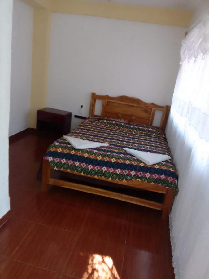 Hostal Y Restaurante Los Tecales La Coca 外观 照片