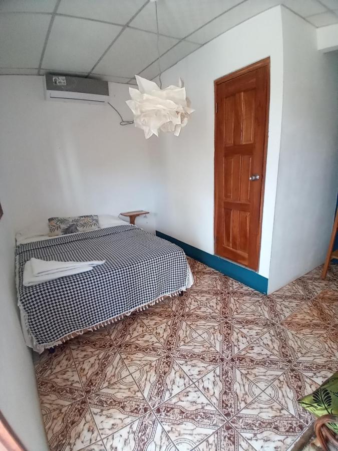 Hostal Y Restaurante Los Tecales La Coca 外观 照片